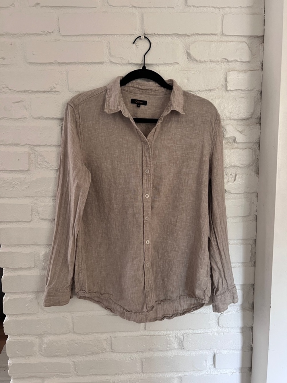 Quince Men's Casual Linen Button-Down Shirt in Taupe